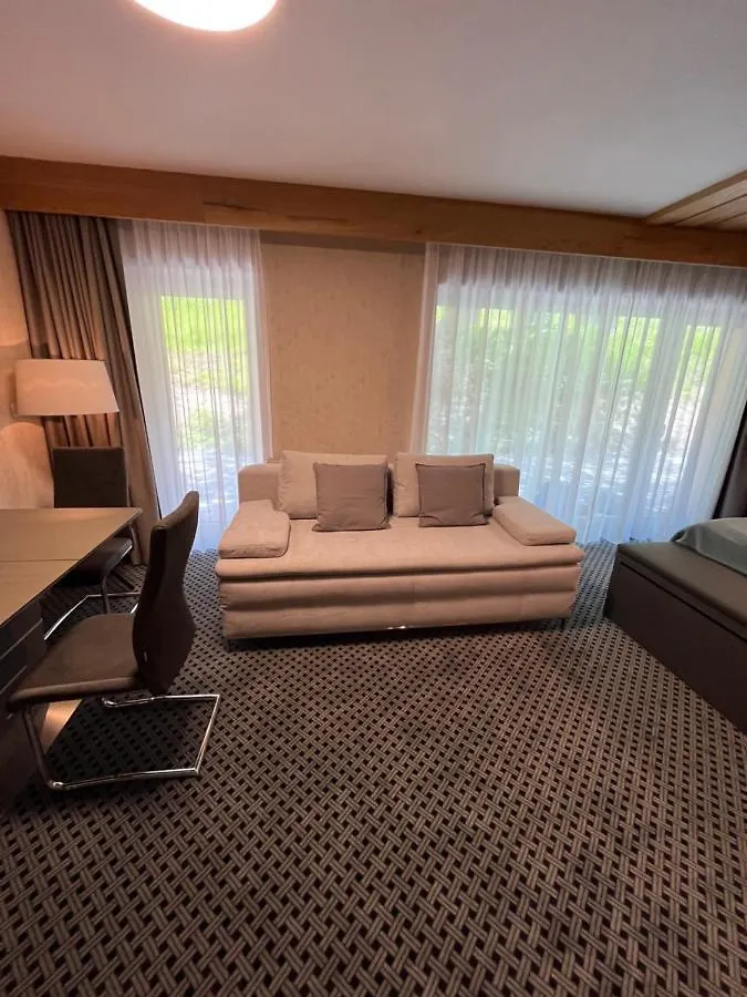 Rezidence Alpina Apartment Spindleruv Mlyn